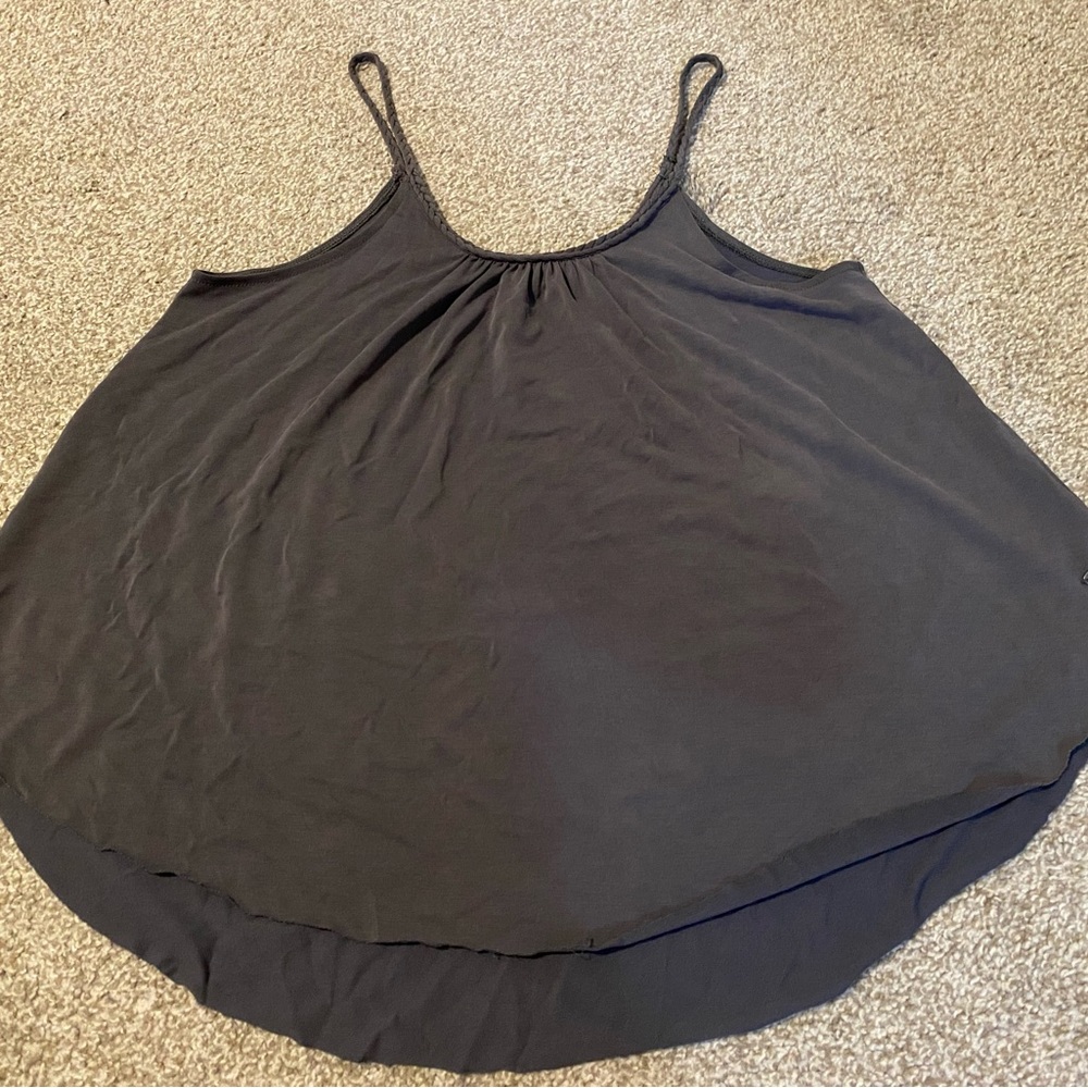 American Eagle Gray Flowy Tank Top